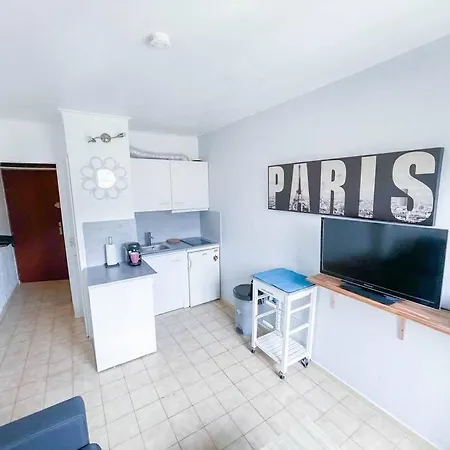 Le Messy - Design Avec Vue Sur Les Montagnes